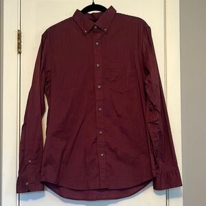 Old Navy Men's Maroon Button-Down Shirt